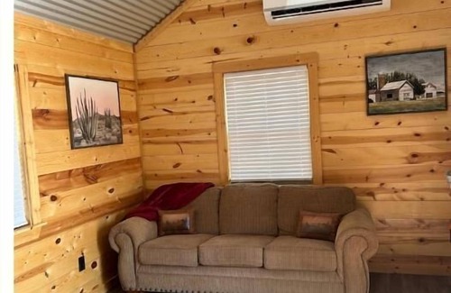 Llano County Cabina | Down Horn Ranch-Raylee cabin
