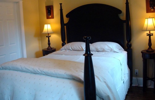 Historic Old Town Cama Y Desayuno | DownHome Bed & Breakfast
