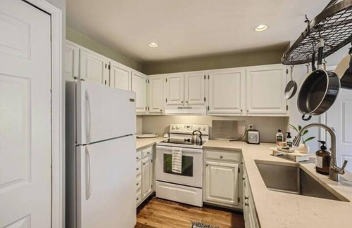 Central Boulder Apartamento | Downtown 2 BDR / 2 BA - Walk to Everything