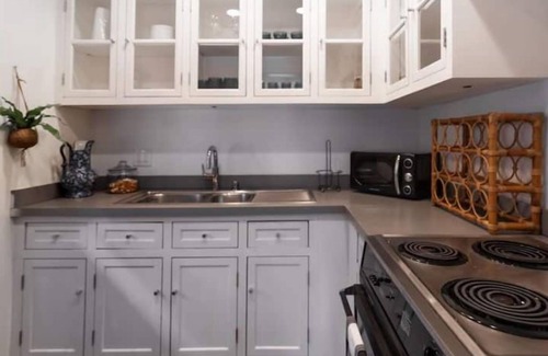 Downtown West Palm Beach Casa | Downtown 2 bedroom 2 bath cottage