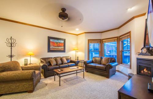 Downtown Park City Casa | Downtown 2 Bedroom Town Lift by All Season Resorts Lodging