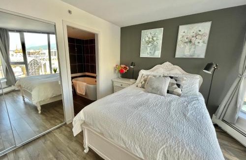 Crosstown Apartamento | Downtown 4bd 2ba View Skytrain 2 Free Parking