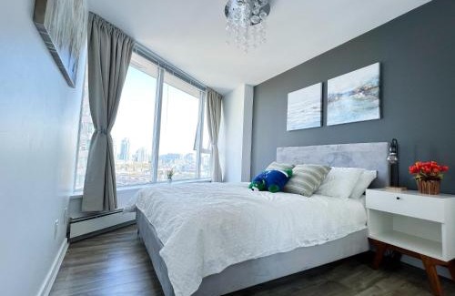 Crosstown Apartamento | Downtown 4bd 2ba View Skytrain 2 Free Parking