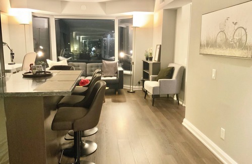 Midtown Toronto Condominio | Downtown apartment, amazing view