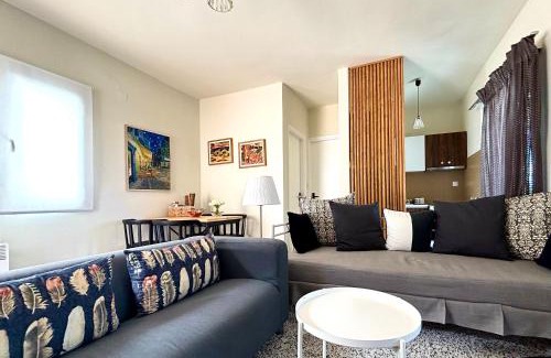 Kamena Vourla Apartamento | Downtown apartment