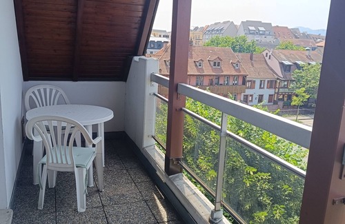 Quartier Saint-Leon Apartamento | Downtown apartment + parking