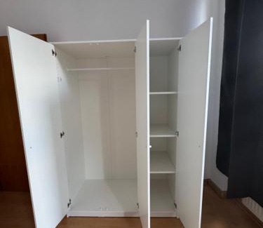 Oberdorla Apartamento | DownTown Appartement Monteurs Ferienunterkunft