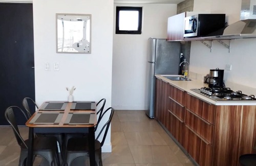 Avenida Revolución Apartamento | Downtown Apt with Balcony City View, Gym & Lounge