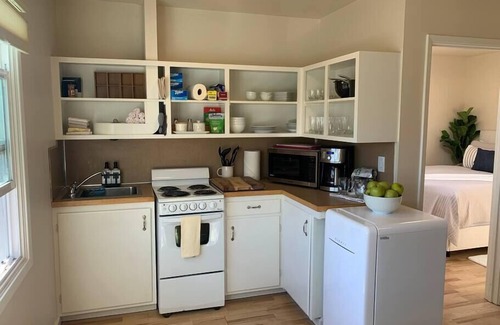 Arcata Apartamento | Downtown Arcata Farmers Market Apartment