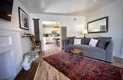 Arcata Casa | Downtown Arcata Garden Cottage