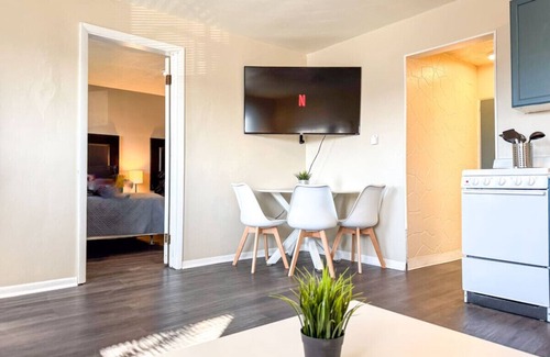 Mount Oliver Apartamento | Downtown Area 2 Beds + Sofa bed, Sleep 6, Stylish
