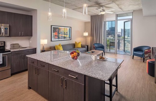 West End Apartamento | Downtown Austin 1 Bedroom DLX