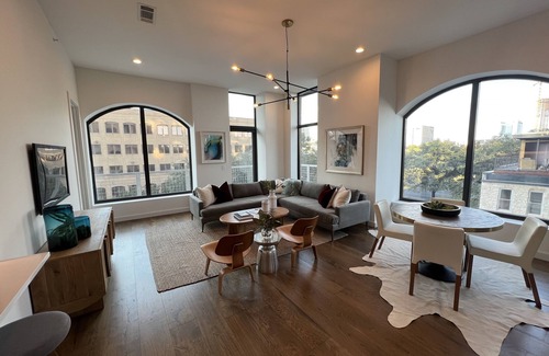 Waller Creek District Condominio | Downtown Austin Condominium / Sabine en la Quinta
