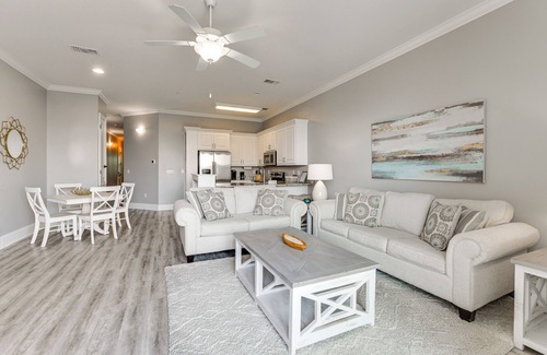 Old Town Condominio | Downtown Bay St Louis Condo - Walk to Beach!