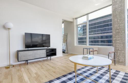 Northwest Bellevue Apartamento | Downtown Bellevue 2BR w Lounge Gyms nr shops SEA-122