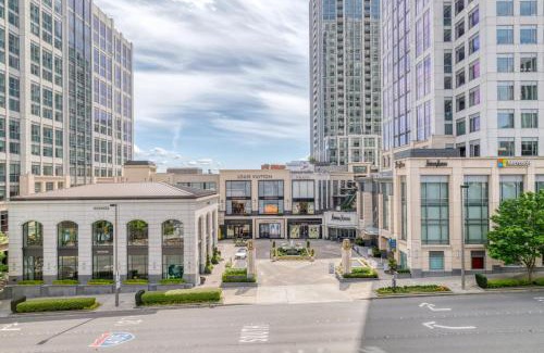 Northwest Bellevue Apartamento | Downtown Bellevue 2BR w Lounge Gyms nr shops SEA-122