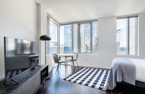 West Bellevue Apartamento | Downtown Bellevue Studio w Gym WD nr shops SEA-117