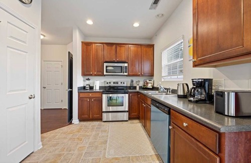 Durham Casa | Downtown Bliss on Suncrest Ct