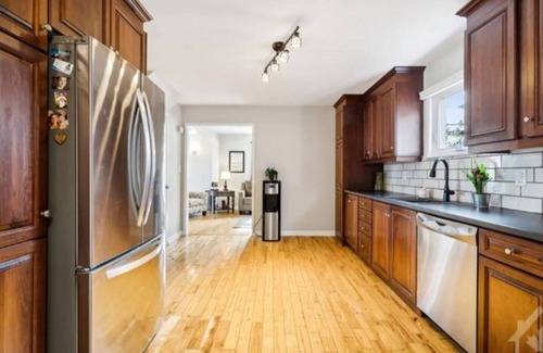 Brockville Casa | Downtown Brockville Home