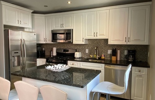 Shaw Casa | Downtown DC in the middle of everything no car needed 5to9 minutes walking place