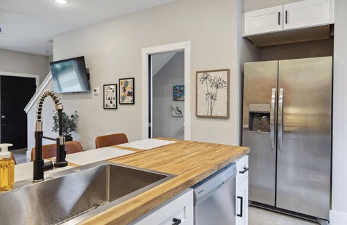 Downtown Casa | Downtown Delight ~ Aggieland Vacation Rentals