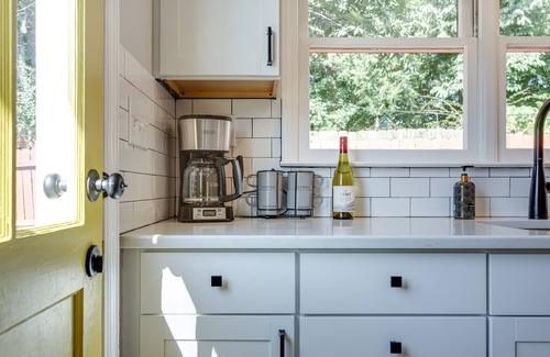 Downtown Casa | Downtown Delight - Stylish Private Walk to City Center
