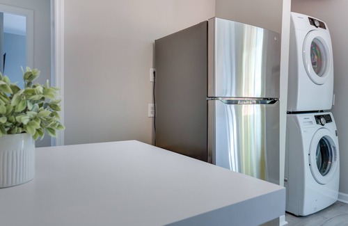 Downtown Casa | Downtown Delight - Stylish Private Walk to City Center