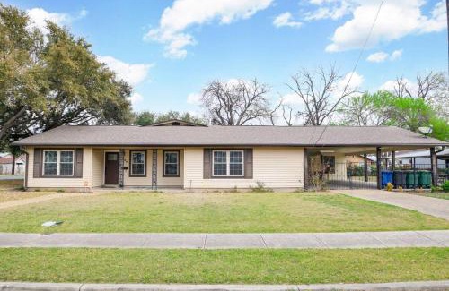 Southside Casa | Downtown Events Welcome Near Riverwalk and Alamo