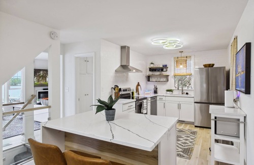 Shorewood Casa | Downtown Excelsior Dream Home!