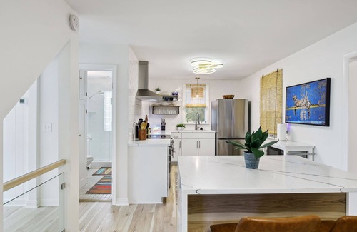 Shorewood Casa | Downtown Excelsior Dream Home!