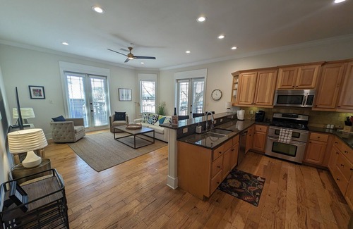 Fairhope Condominio | Downtown Fairhope Condo, Unidad B1, ¡camine hacia todo! ¡Buena ubicación!