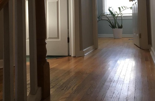 Riverside Casa | Casa céntrica para familias en alquiler en el moderno Leslieville de Toronto