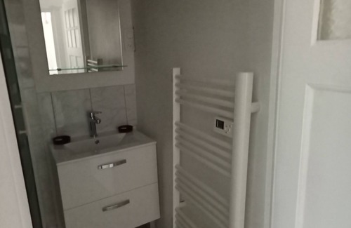 Cosne-Cours-sur-Loire Apartamento | Downtown Cosne / Loire, close to Sancerre and Pouilly / Loire.
