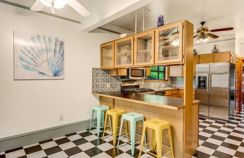 Fremont Casa | Downtown Fremont Charmer with Parking
