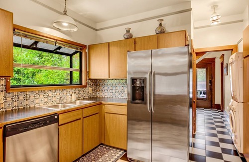Fremont Casa | Downtown Fremont Charmer with Parking