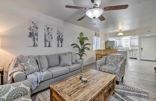 Gilbert Condominio | Downtown Gilbert Condo w/ Screened Porch!