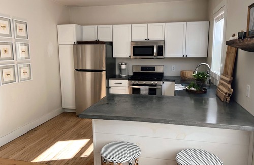 Green Lake Apartamento | Downtown Green Lake-Steps from Lake, Restaurants and Shopping