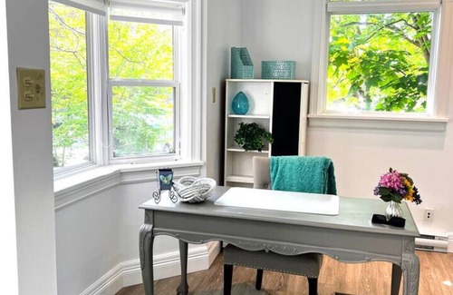Downtown Halifax Casa | Downtown Halifax Heritage Home - 4Bdrm