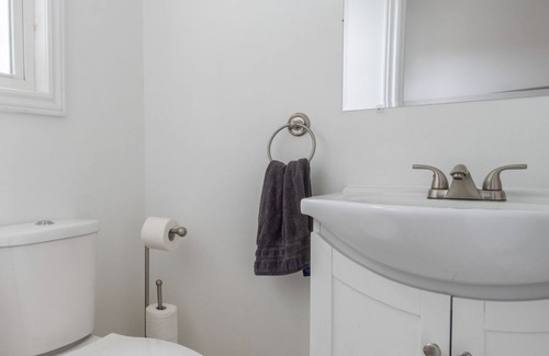 Hamilton Casa | Downtown Hamilton Home