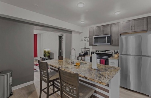 New Center Detroit Apartamento | Downtown Hideaway w/ Cozy & Modern Comfort