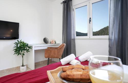 Hvar Old Town Apartamento | Downtown Hideaway - ZF Hvar