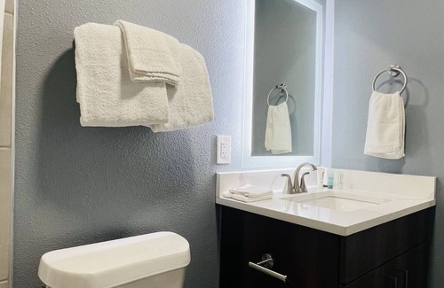 Temple Apartamento | Downtown Historic 1 Bed 1 Bath Apartment Unit 202