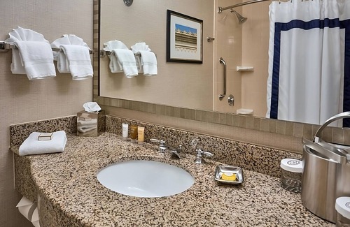 Staunton Hotel | Downtown Historic Hotel w/ Indoor Swimming Pool | Family Ready Room