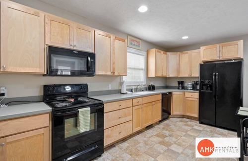 Holland Casa | Downtown Holland Charmer