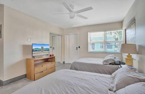 North Beach Apartamento | Downtown Hollywood, Holiday Retreat at Dania Beach