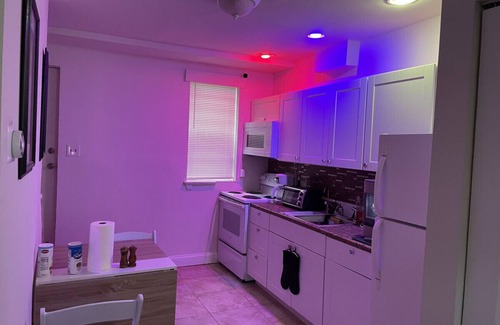 Downtown Baltimore Casa | Downtown Home - Close to Topgolf, Ravens Stadium, Orioles Park, UM Baltimore