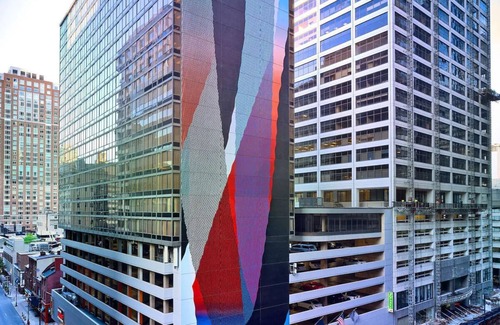 Center City West Hotel | Downtown Hotel near Rittenhouse Square! Modern and Pet-friendly Suite, Pool!