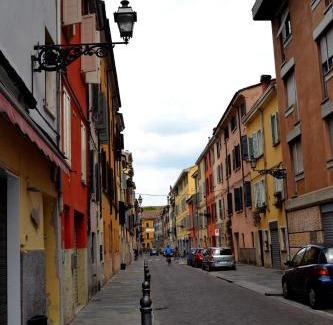Oltretorrente Apartamento | Downtown in Parma