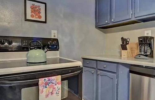 Near Northside Casa | Downtown Indy Comfort | 5BR, 2BA Sleeps 12