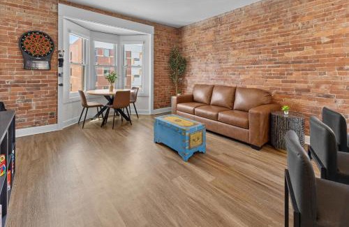 Lockerbie Square Apartamento | Downtown Indy - Famous Mass Ave with Balcony
